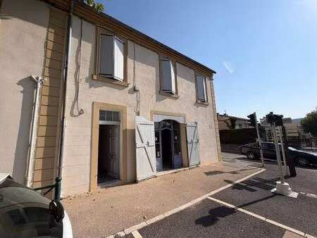 local commercial à vendre