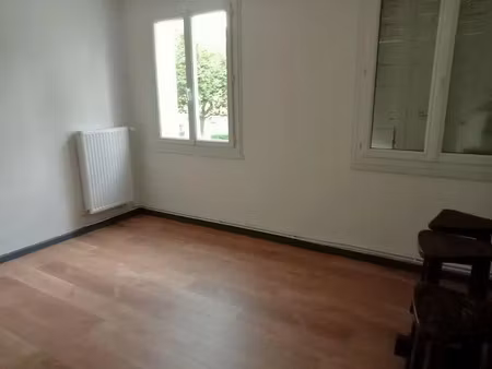 location appartement 2 pièces 39 m² à saint-etienne (42000)  440 €