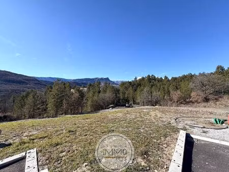terrain constructible viabilisé à vendre