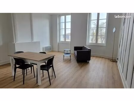 appartement t2 rénové au 2ème étage de 53m²
