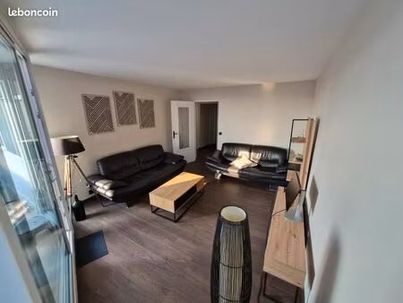 à louer – superbe t2 meublé de 47 m² avec vue tour eiffel – massy opéra