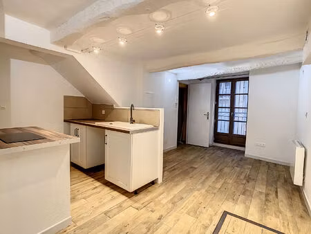 appartement trets 2 pièce(s) 32 06 m2