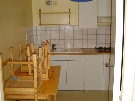 location studio meublé 30 m2 gif-sur-yvette (91 190) - 560 euros par mois  toutes charges 
