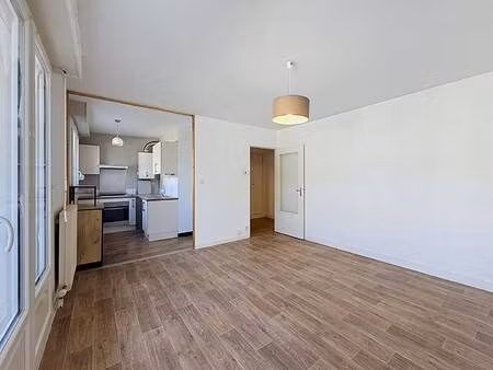 l'adresse saint avertin