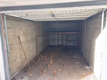 garage/box sécurisé 13 m²/25m3 – centre-ville le havre (palais de justice / bassin du comm