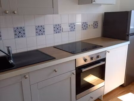 loue joli appartement t3
