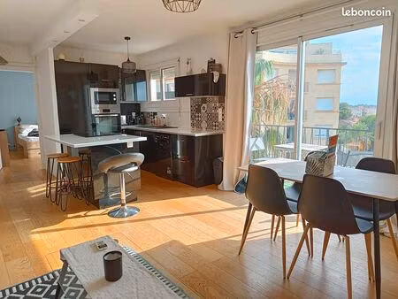 location f2 de 50 m2 près de la plage