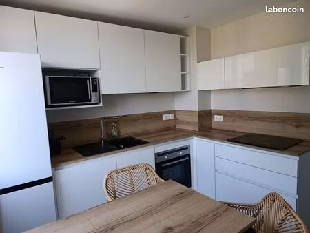 t3 meublé 60 m² – résidence au calme  15 min lyon
