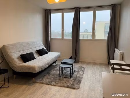 studio meublé avec parking
