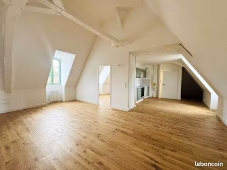 appartement 3 pièces 63 m²