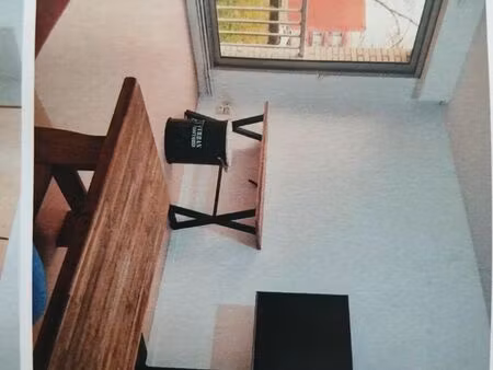 a louer t2 meublé 58m² dans un quartier calme proche de l'hôpital jean bernard