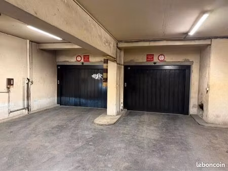 place vosges / bastille