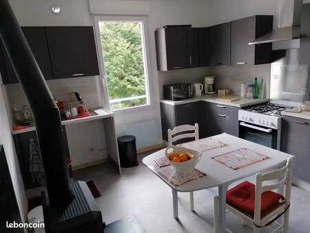 location maison de bourg avec terrain et garage