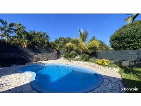 villa 4 pièces 93 m²