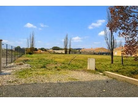 terrain constructible viabilisé à vendre