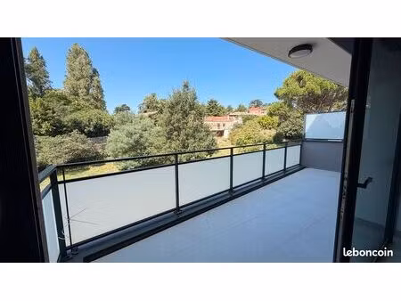 exceptionnel : t2 - 49 m2 - aubenas proche centre ville - climatisation - résidence neuve 