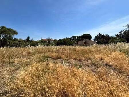 terrain constructible viabilisé à vendre