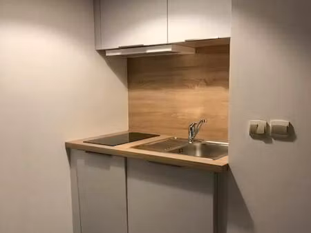 studio au 9 avenue puvis de chavannes courbevoie