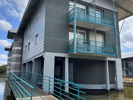 appartement 2 pieces sur plan d'eau herouville saint clair