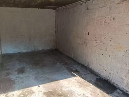 garage à louer