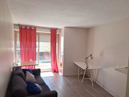 location meublée appartement 1 pièce 26 m² à toulouse (31000)  550 €