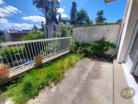 location appartement 1 pièce 37.69 m² à nantes (44000)  565 €