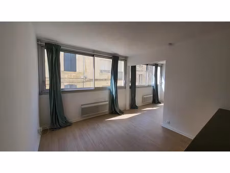 location appartement 1 pièce 29.46 m² à bordeaux (33000)  613 €