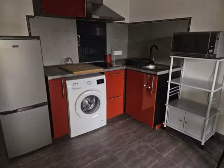 location meublée appartement 2 pièces 33 m² à montpellier (34000)  675 €