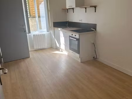 location appartement 2 pièces 27 m² à nantes (44000)  680 €
