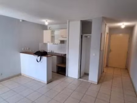 location appartement 1 pièce à bordeaux (33000)  635 €