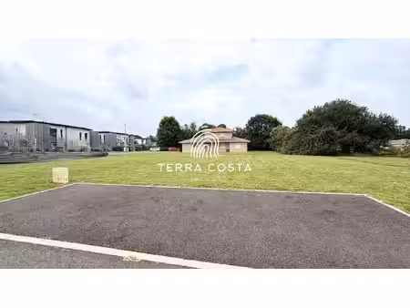 terrain constructible viabilisé à vendre
