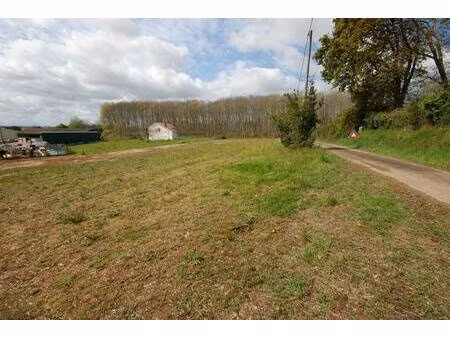 terrain constructible viabilisé à vendre