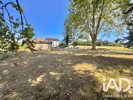 terrain constructible viabilisé à vendre
