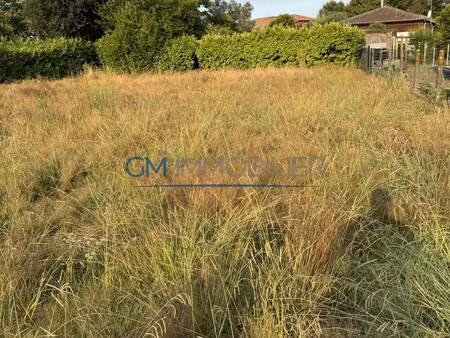 terrain constructible viabilisé à vendre