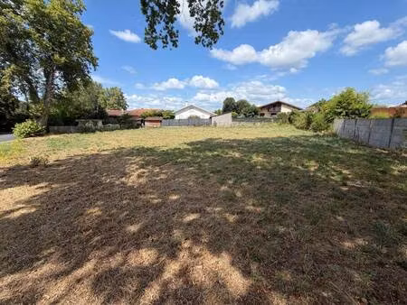 terrain constructible viabilisé à vendre
