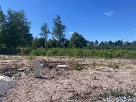 terrain constructible viabilisé à vendre