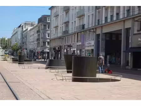 local commercial avec bail commercial