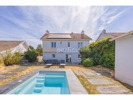 bouguenais -- maison -- 121 m2 -- 4 chambres -- piscine -- garage -- dépendance