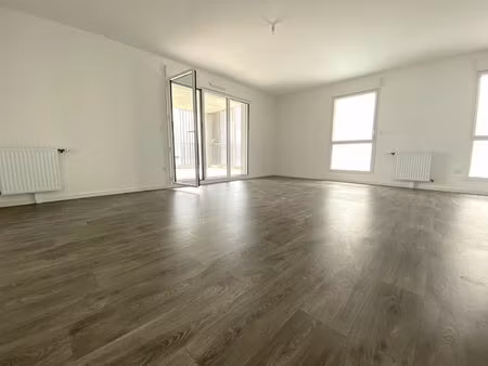 rezé - appartement 4 pièces 84.72 m²