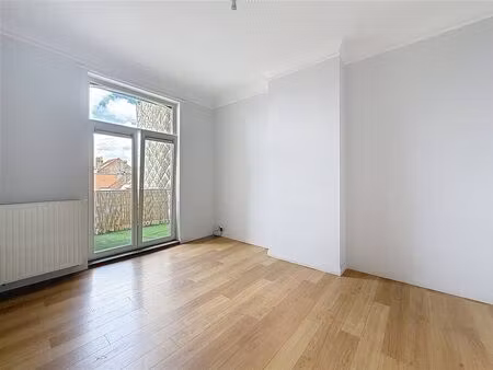 appartement à louer à chaussée de bruxelles 294 forest (vbe52836)