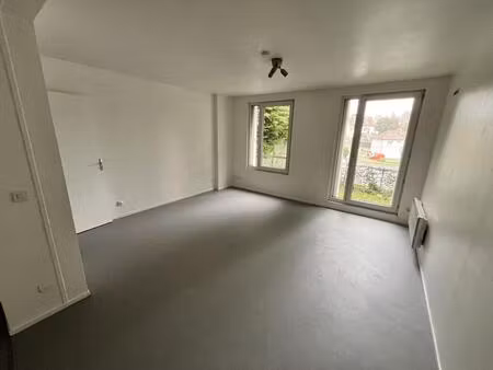 f1 - 31m ²