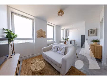 à louer ?superbe f2 meublé entièrement rénové ? 41 m² ? évry-courcouronnes