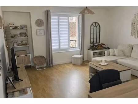 appartement 2 pieces lumineux avec parking privatif