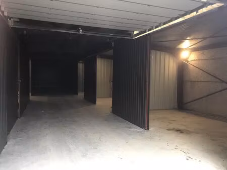 garage à louer à route de st hubert 17 rochefort (vwd18420)