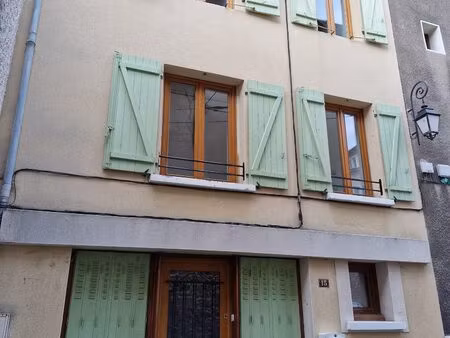 belle maison de village t3 bis rénovée