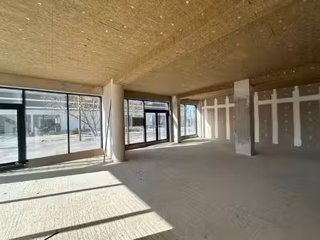 local commercial à louer