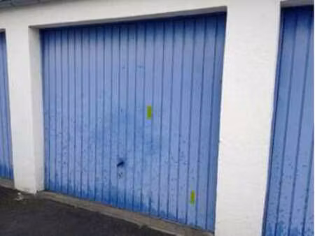 location garage box et parking à paimpol (22500) : à louer / 13m² paimpol