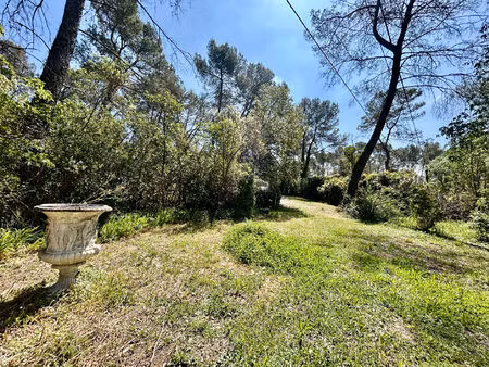 terrain constructible montferrier sur lez 962 m2