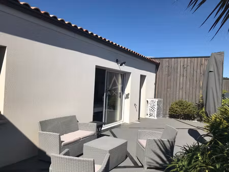 vente maison saint vincent sur jard  74m² 4 pièces 309 000€ avec garage