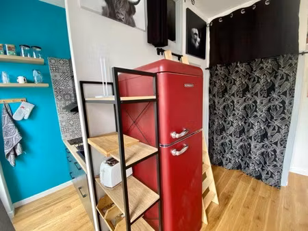 location meublée appartement 1 pièce 24 m² à bordeaux (33000)  765 €